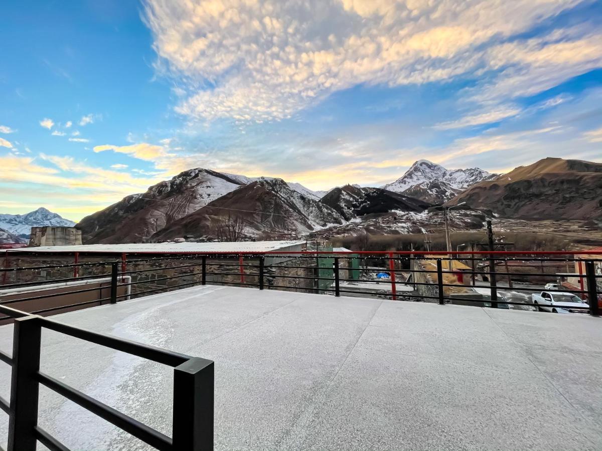 Belmonte Kazbegi Hotell Exteriör bild