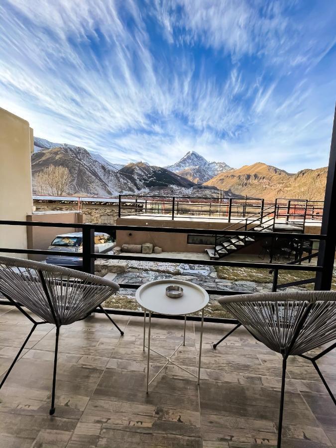 Belmonte Kazbegi Hotell Exteriör bild